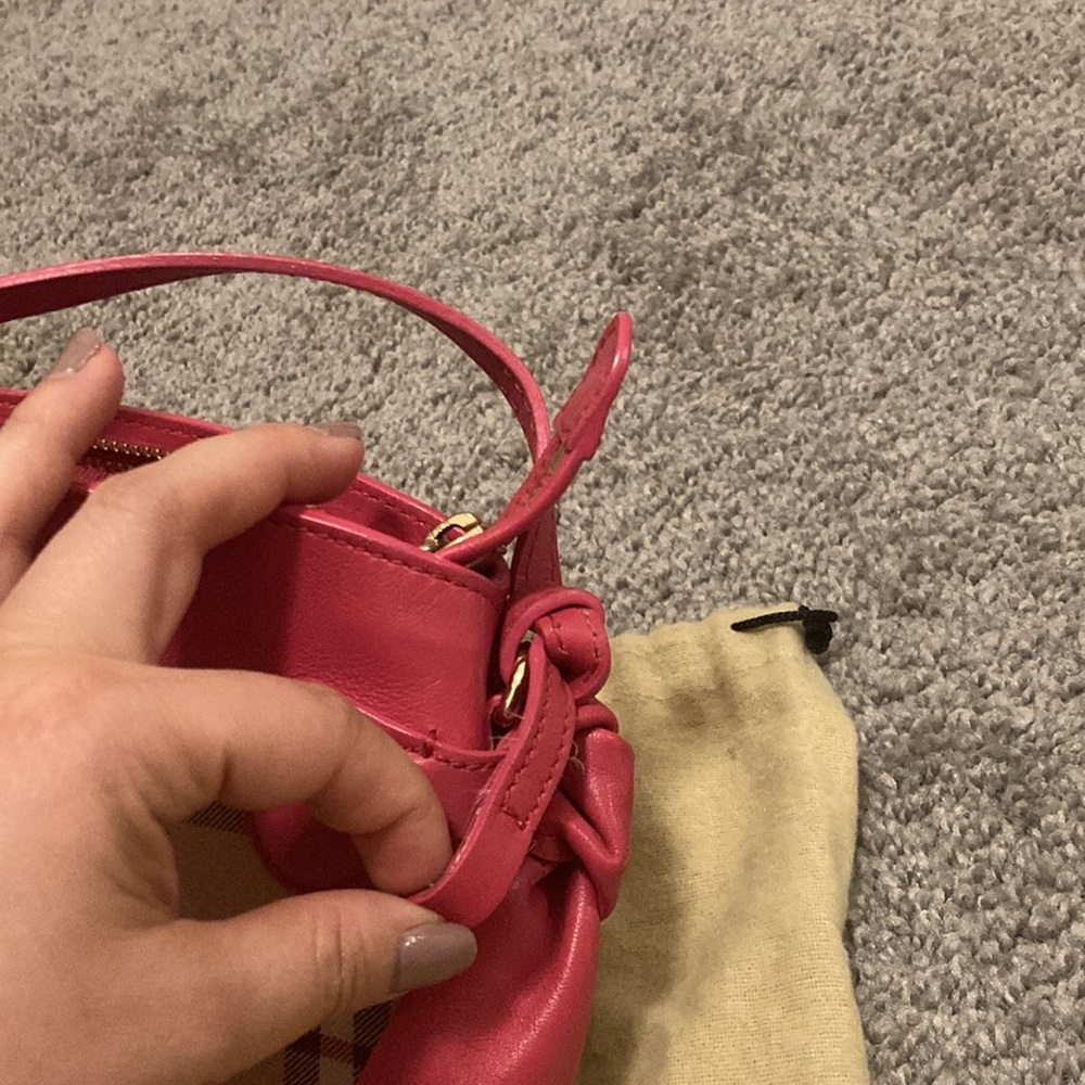 Burberry purse limited edition - Picture 7 of 8